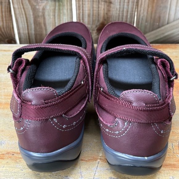 Orthofeet Springfield 879 Wine Mary Jane Comfort Shoes Adjustable Heel Strap 9.5 - Picture 5 of 8